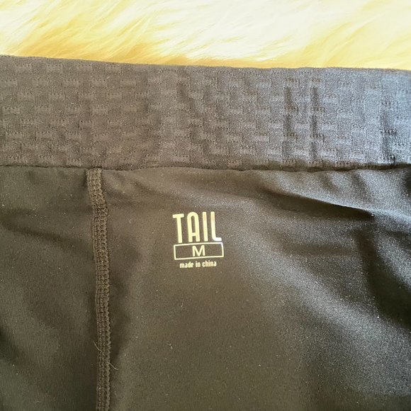 Black Textured Golf Skort (Tail Golf)  - M - Picture 7 of 8